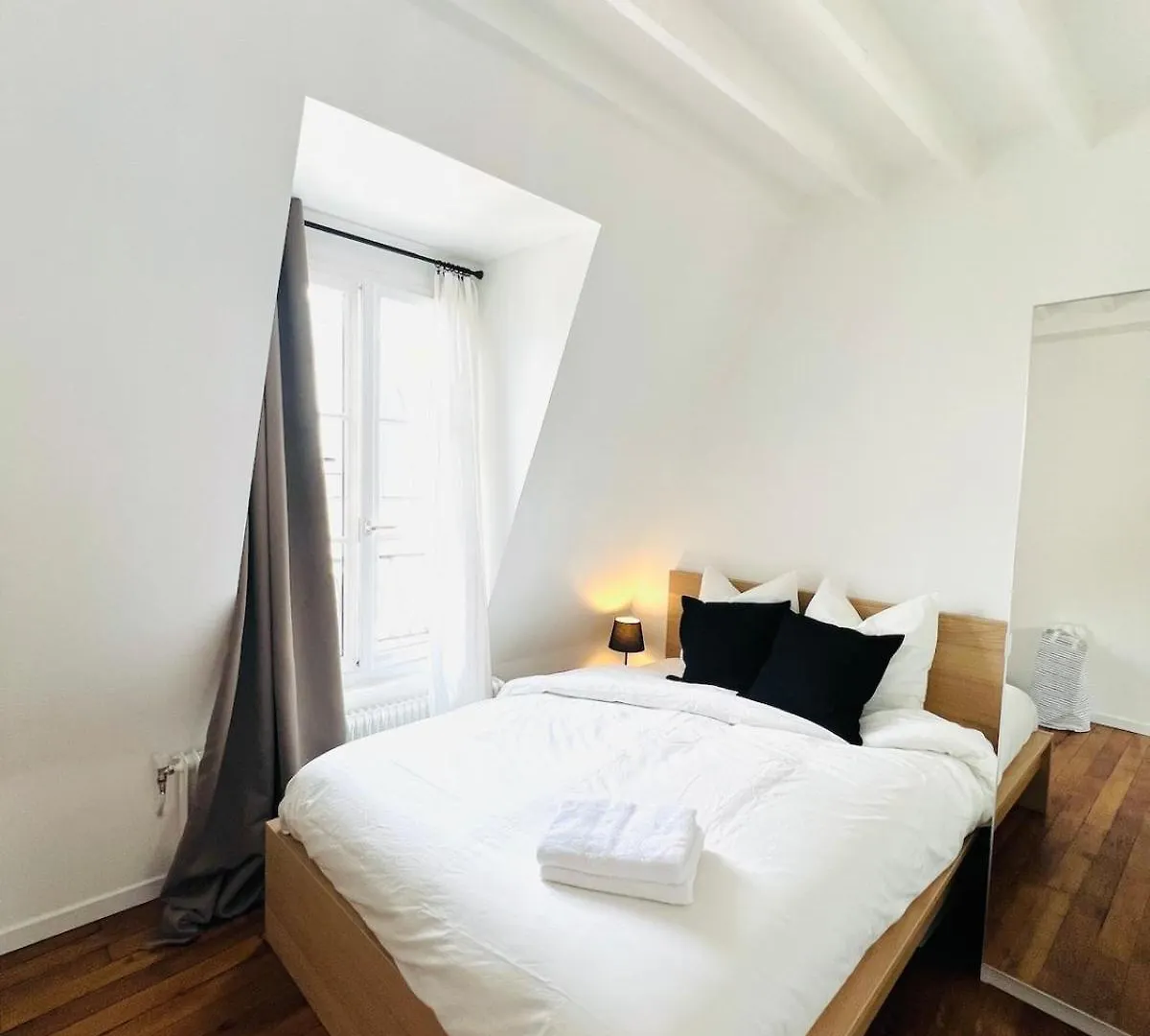 Welcome To Montmartre Parijs 0*,  Frankrijk